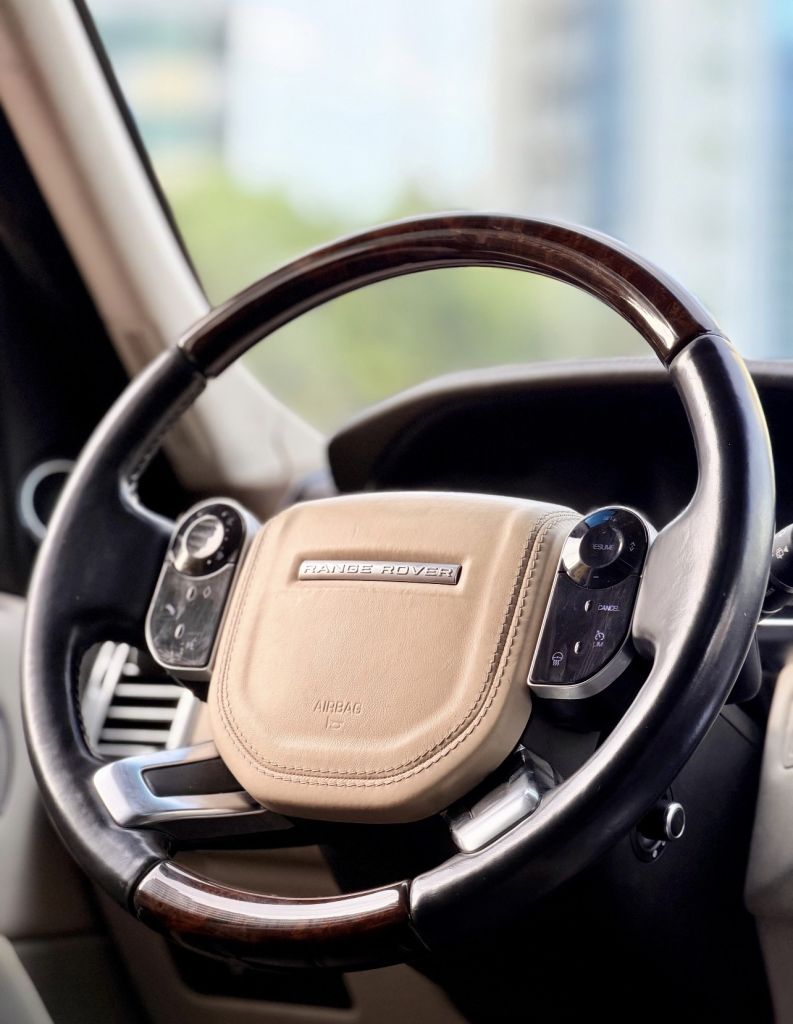 Land Rover Range Rover Vogue SE (2014)