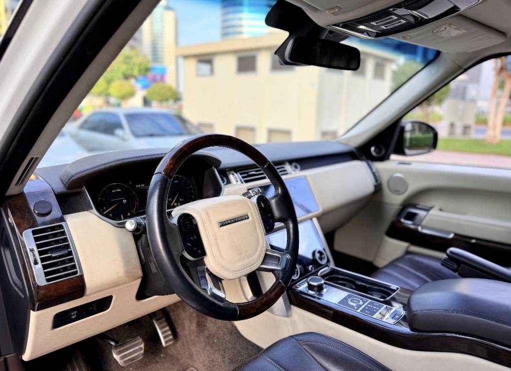 Land Rover Range Rover Vogue SE (2014)