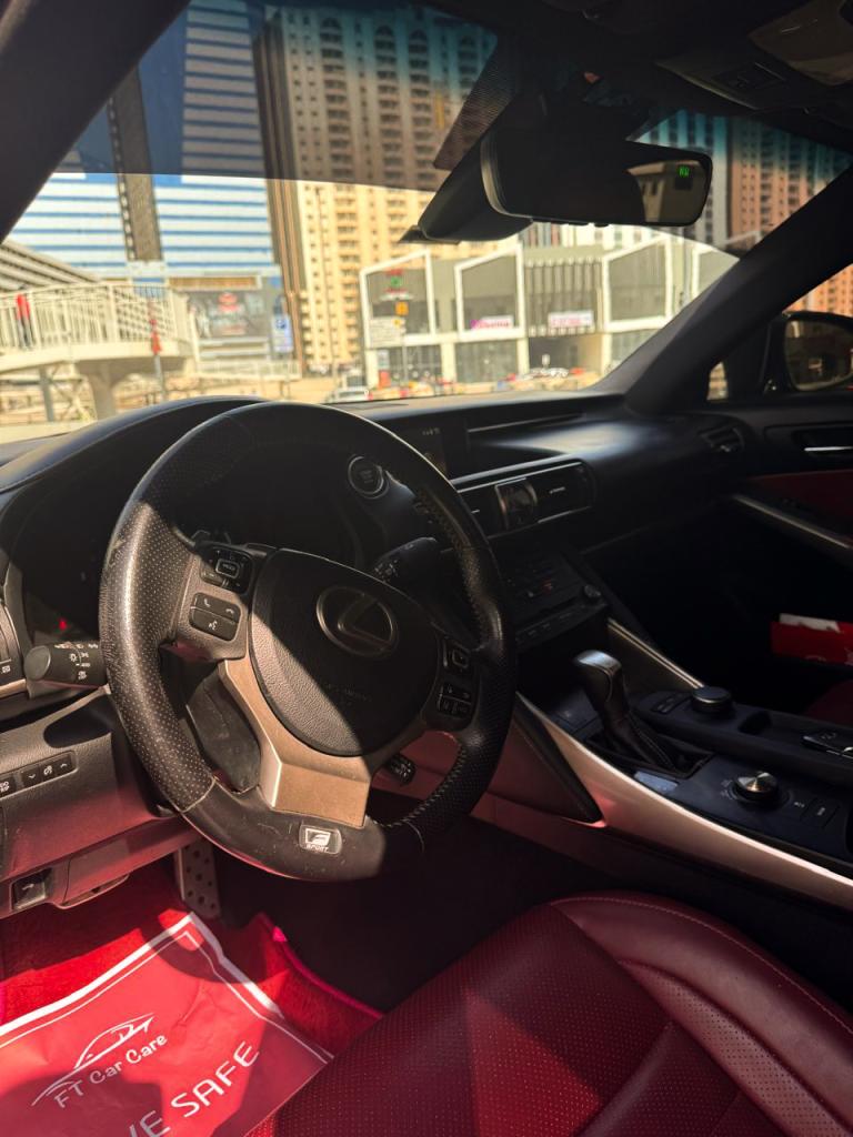 Lexus IS300 F Sport (2018)