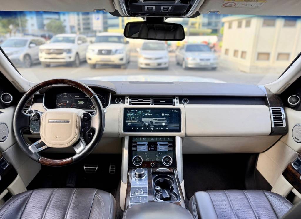 Land Rover Range Rover Vogue SE (2014)