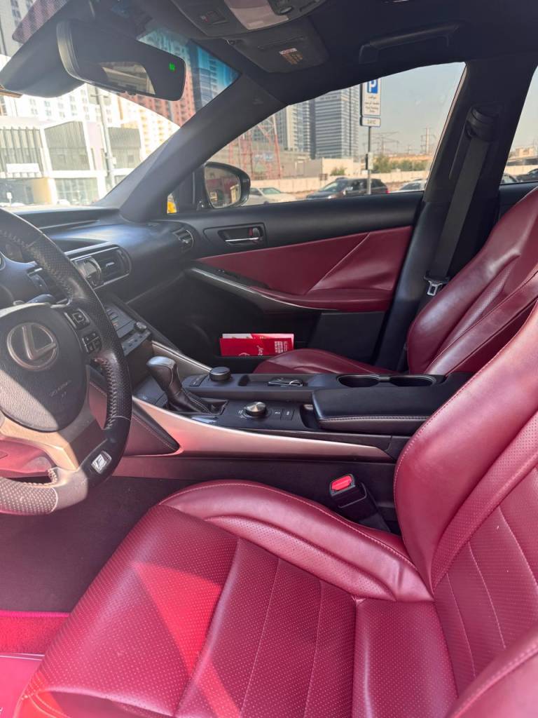 Lexus IS300 F Sport (2018)
